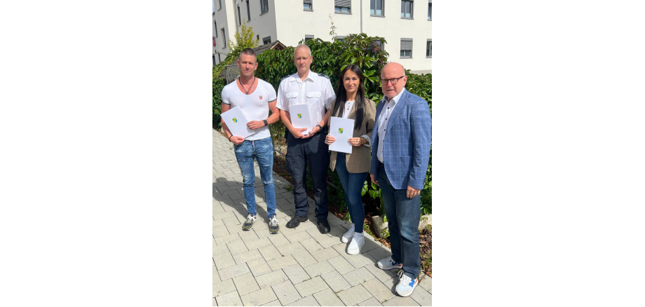 Von links: Sascha Leib, Christian Füllert, Marcella Franck und Bürgermeister Rudolf Jacob Von links: Sascha Leib, Christian Füllert, Marcella Franck und Bürgermeister Rudolf Jacob